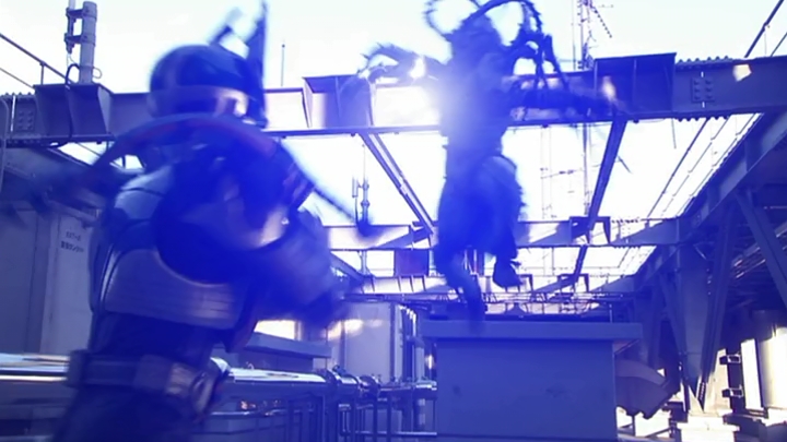 [가면라이더 카부토] 너무도 하이퍼 했던 등장_27.jpg