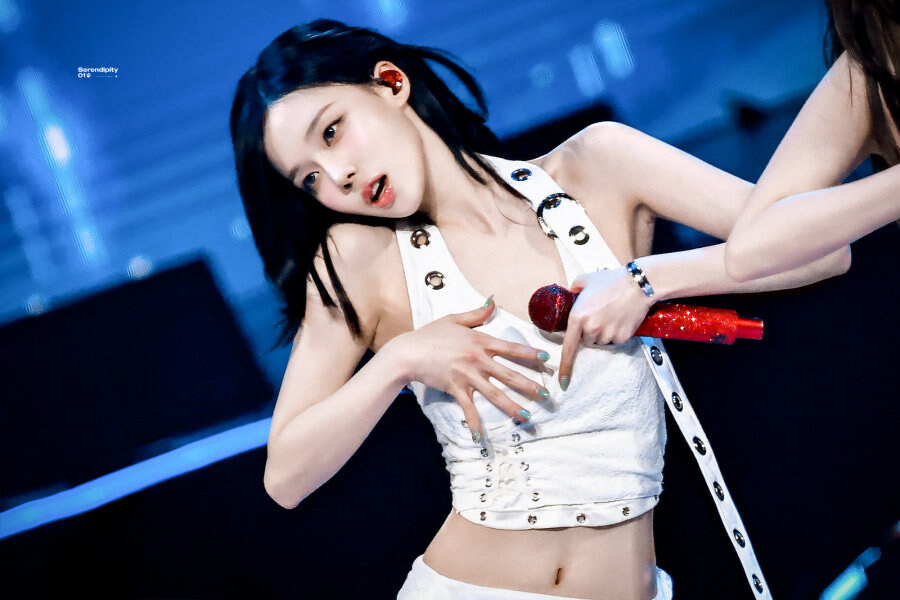 에스파 윈터_1.jpg