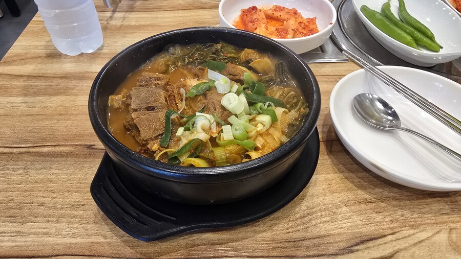 뼈해장국 시키면서 밥 빼달라고 하니까_1.jpg