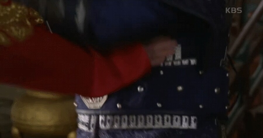 태종이방원)이방원 : 다 죽일겁니다아아아악!!!!_7.jpg