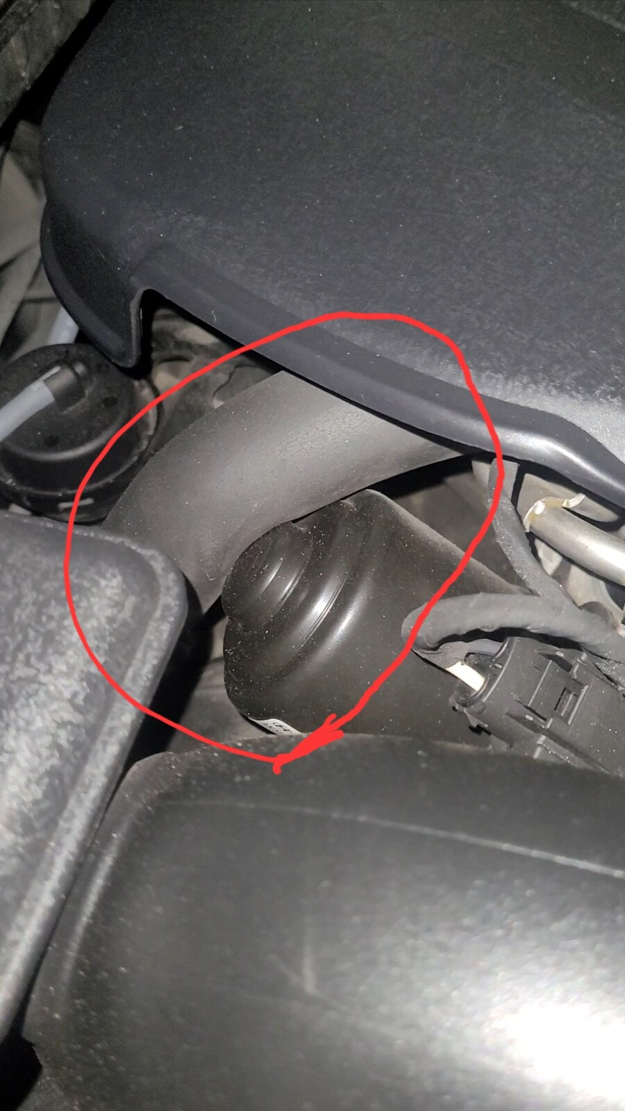 (고수님들 도움 필요) 이렇게 2개가 붙어 있는데 위험한거 아닌가요?_2.jpg