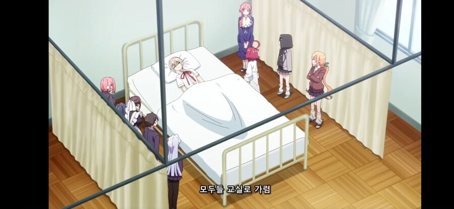 (100명여친) 침대 밑에 뭔가 있음_2.jpg