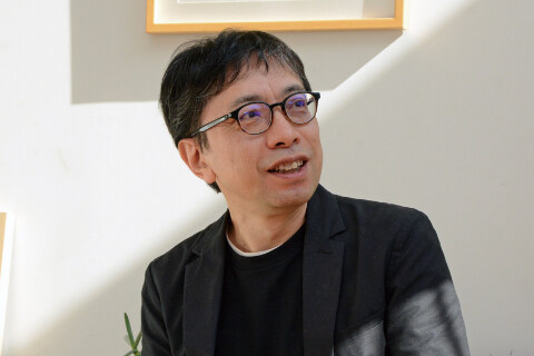 건담) ???: 오리진이 동인지 소리를 듣는다고?_2.jpg