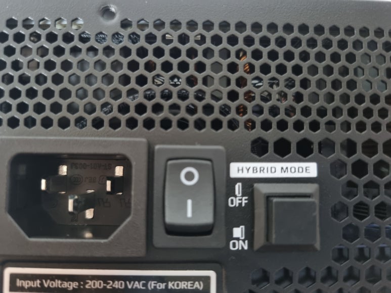 140mm 팬 장착한 골드파워 STARS CYGNUS 850W 풀모듈러 사용기_12.jpg