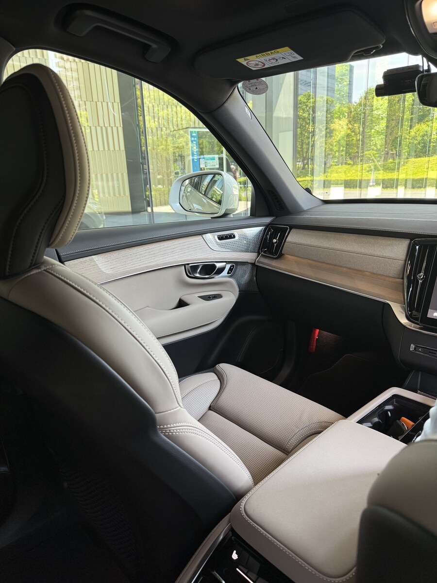 일본에서 2번째 차량 구입 XC90_7.jpg