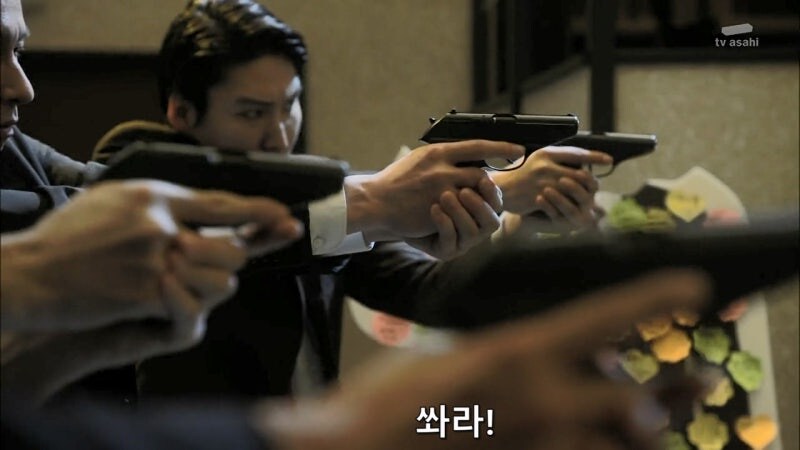 일본의 여자 정치인 : 테러리스트와는 협상하지 않습니다._51.jpg