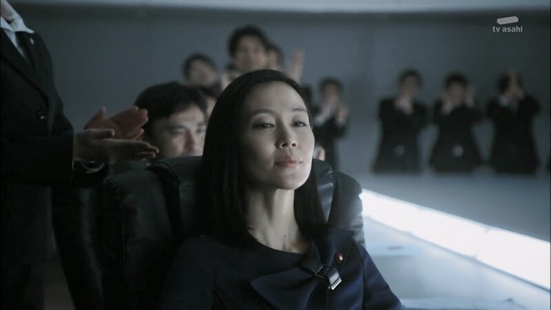 일본의 여자 정치인 : 테러리스트와는 협상하지 않습니다._57.jpg