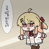 금발 미소녀_1.jpg
