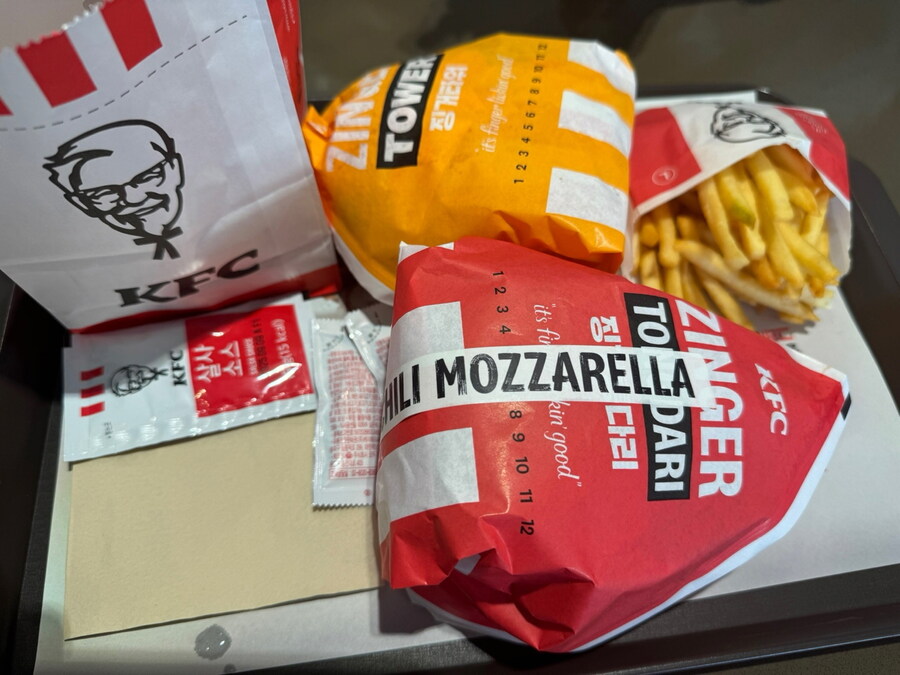 KFC 징거통다리세트~~~_1.jpg