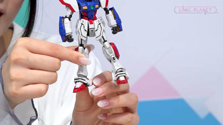 RG 샤이닝 건담 샘플 소개 영상 2_19.png