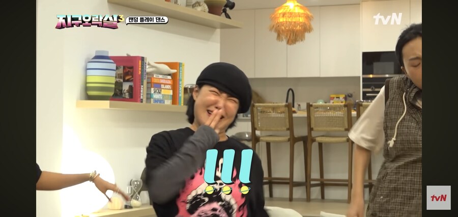 노래가사를 너무나 기깔나게 표현한 희극인_10.jpg