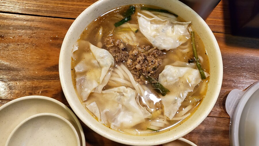서울 음식 기행 : 신당동 떡볶이 명동 교자 신림 백순대 볶음 외_12.jpg
