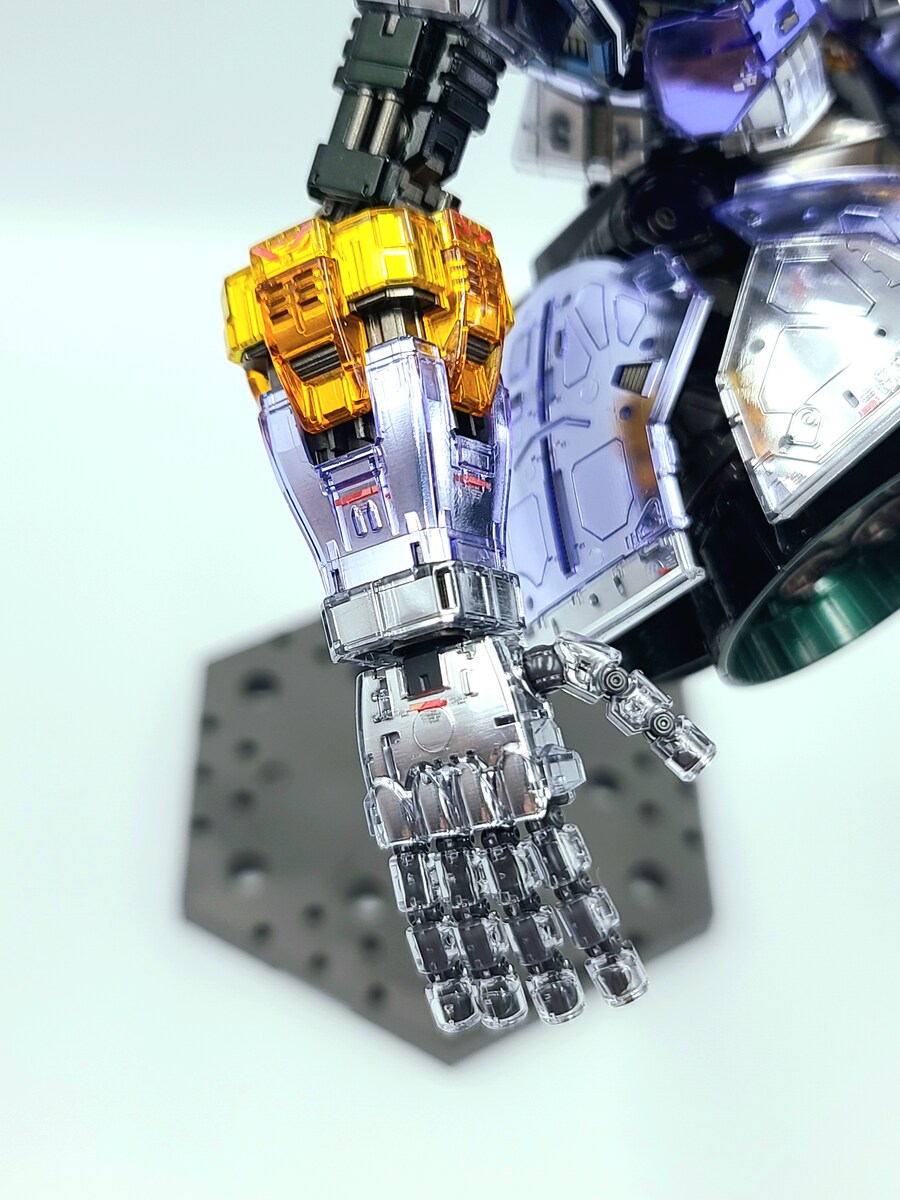 RG 지옹 클리어컬러 메카니컬코어 도색 입니다._7.jpg