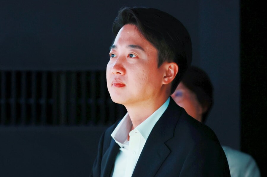 경찰, '이준석 성상납 주장' 김성진 조사…구치소서 진행_1.png