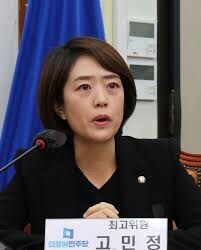 누가 더 보기 싫냐??_1.jpg