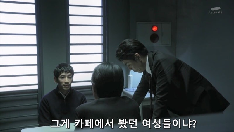 5년 동안 잠적했던 연쇄살인마가 활동을 재개한 이유_11.jpg