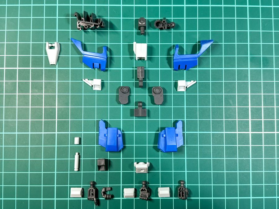 HG SRW 아슈세이버 조립 과정 사진_19.jpg