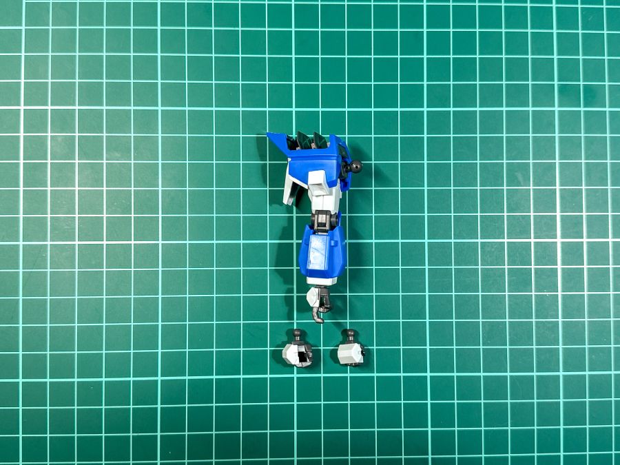 HG SRW 아슈세이버 조립 과정 사진_20.jpg