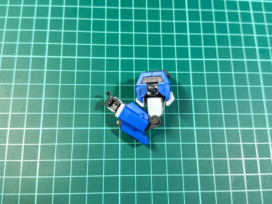 HG SRW 아슈세이버 조립 과정 사진_22.jpg