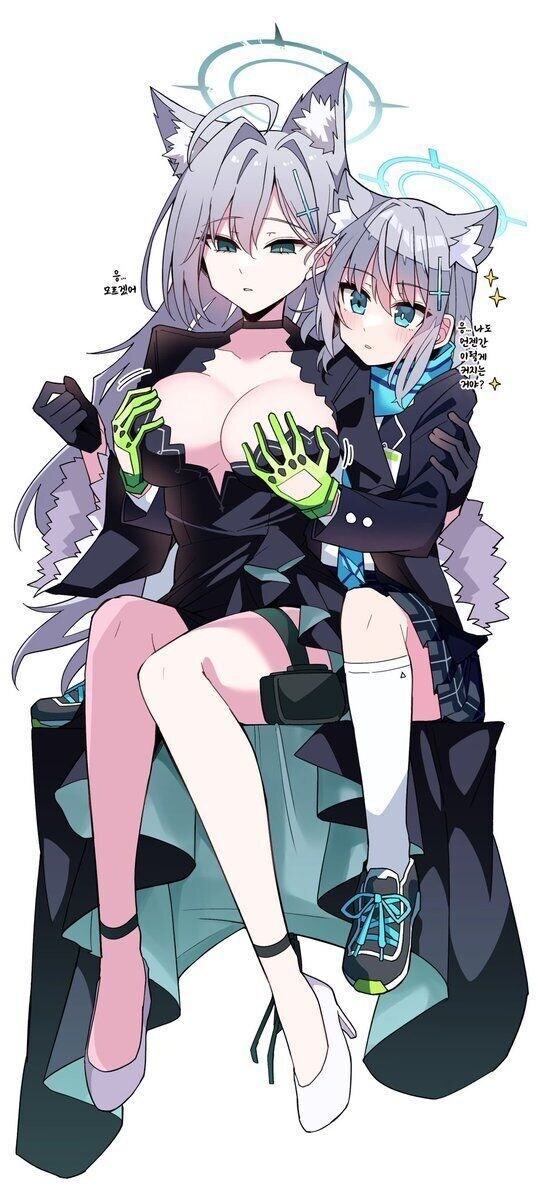 블루아카)쿠로코를 보며 미래를 확신하는 시로코_1.jpg