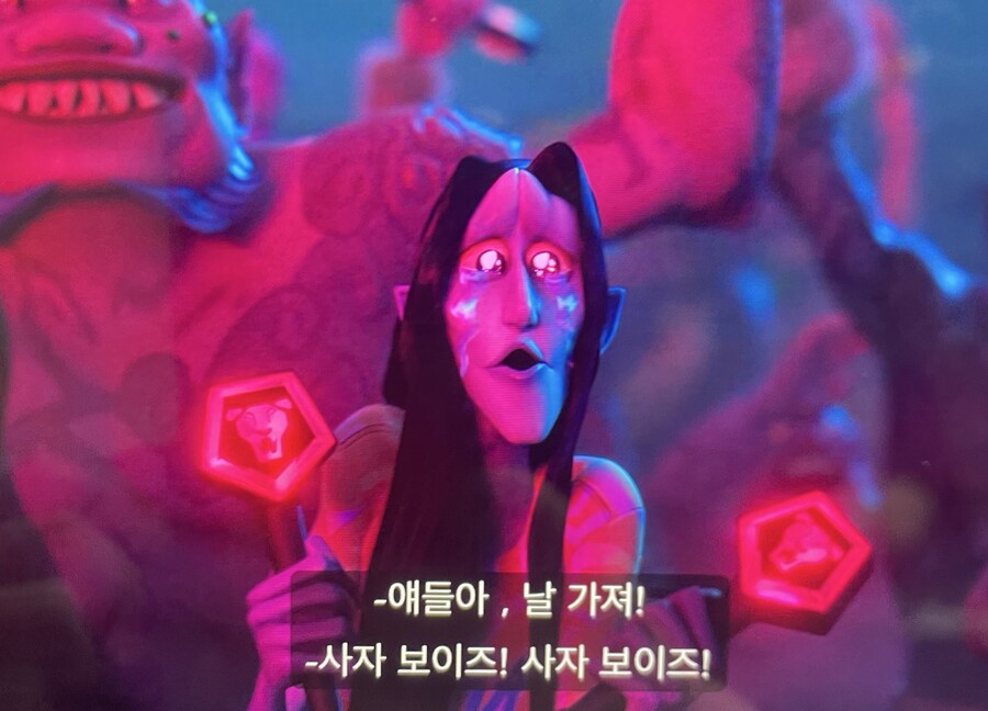 케이팝) 은근히 서사가 있는 빠순이 악귀_3.jpg