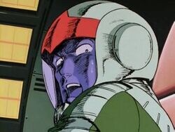 건담)??:너 이새키! 그때 왜 안나갔어!_2.jpg