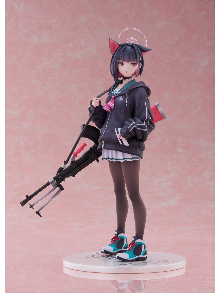 블루아카)크레넬 카즈사 1/7 스케일 피규어_6.jpg