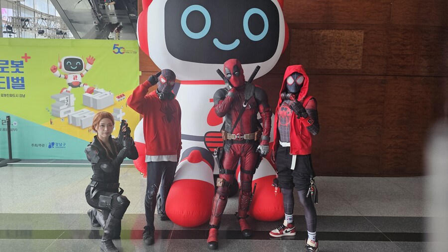 코엑스 왔다가 코스프레 봄_1.jpg