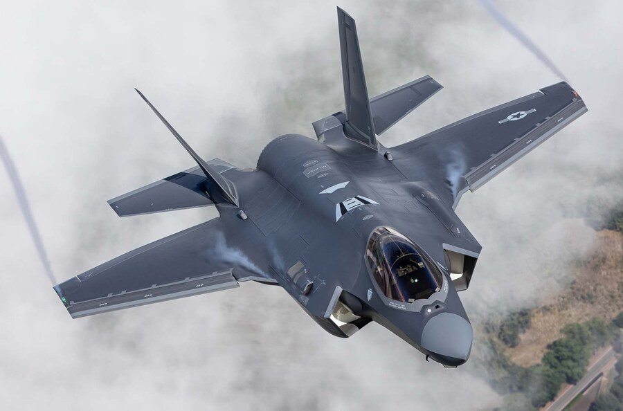 해외이슈) F-22 vs F-35 디자인 논쟁 ㄷㄷㄷㄷㄷㄷ.jpg_1.jpg