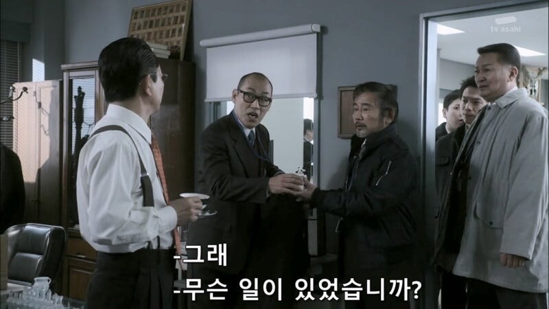 올해로 25년 된 일본 국민 수사드라마 주인공의 특징_4.jpg