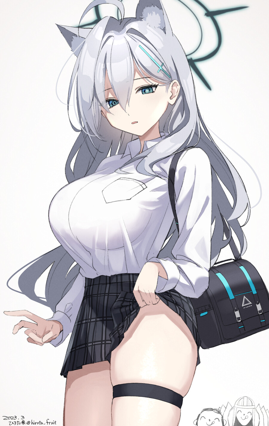 블루아카)과거의 자신이 입었던 교복을 입어본 살찐 늑대_2.png