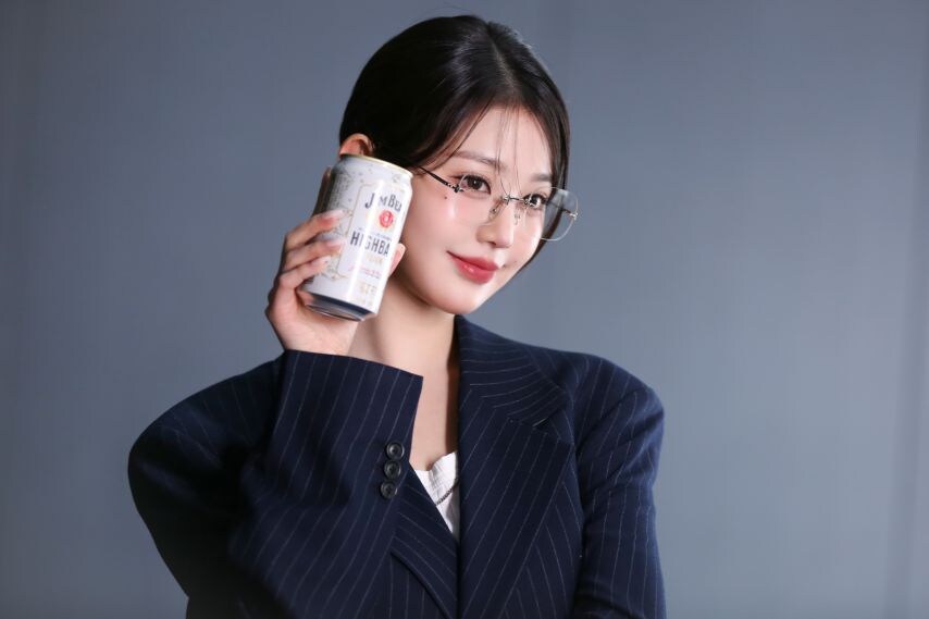 아이브 장원영_2.jpg