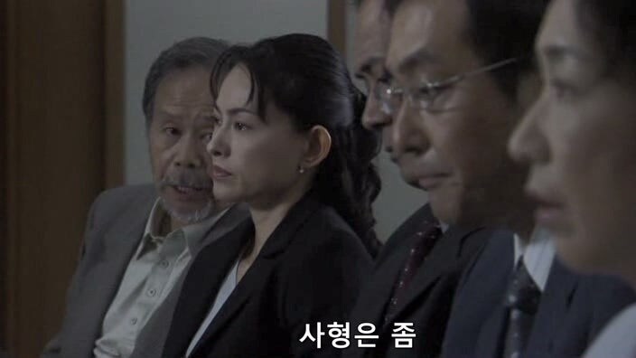 경관 살해사건 배심원들 : 아니 그래도 사형은 아닌거 같은데..._27.jpg