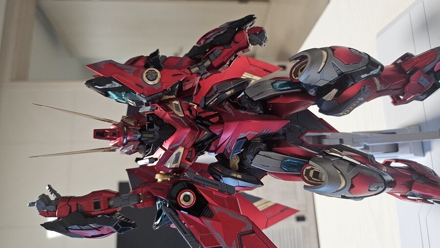 염황 크림슨 레드 도색작_1.jpg