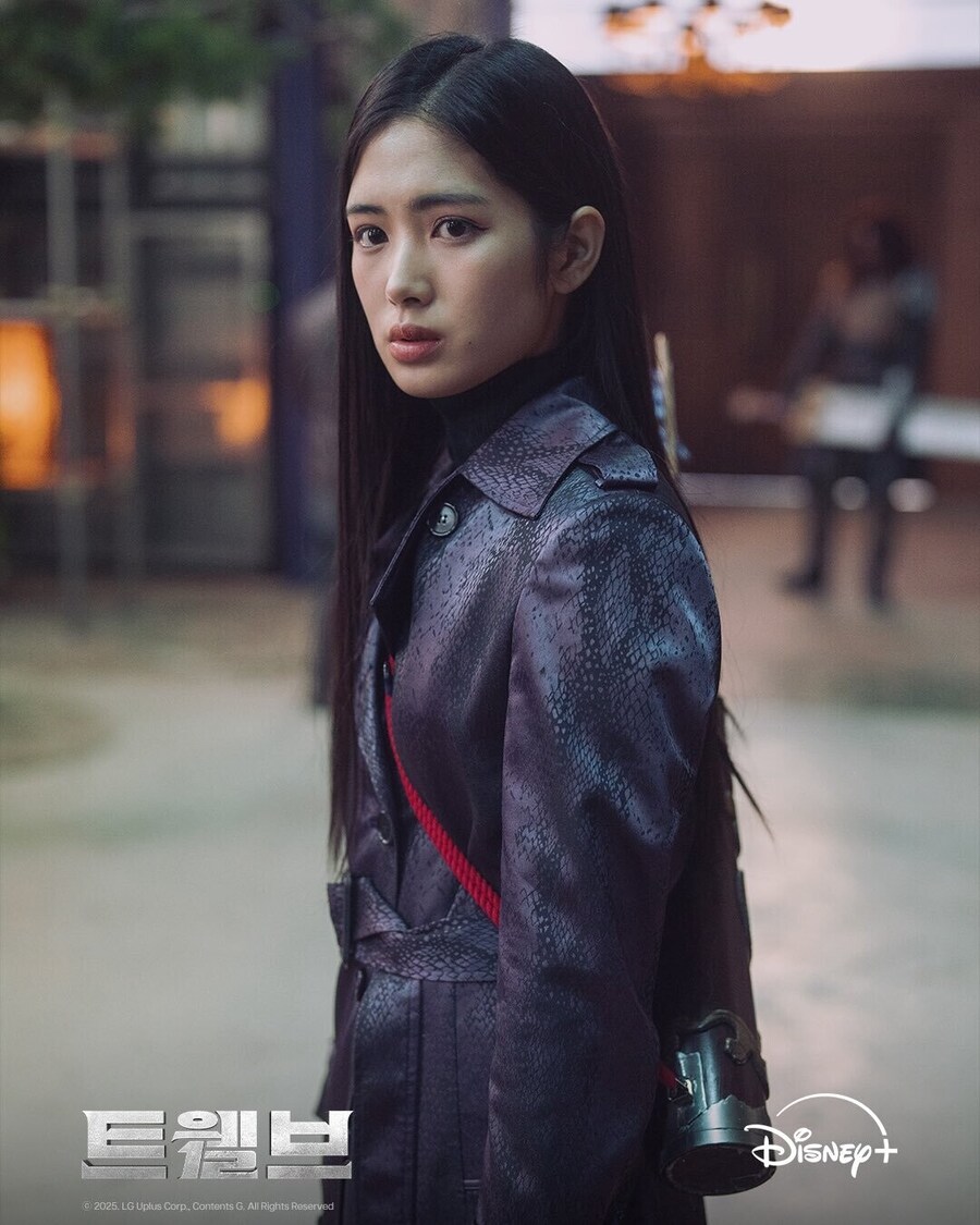 디플 마동석 '트웰브' 스틸_9.png