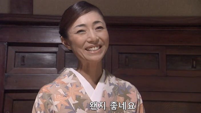 자기가 쓴 내용이 드디어 책으로 나오는 유부녀 기자의 최후_9.jpg