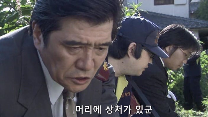 자기가 쓴 내용이 드디어 책으로 나오는 유부녀 기자의 최후_25.jpg