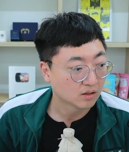 치지직 문화를 처음 맛본 충주맨 .jpg_2.jpg