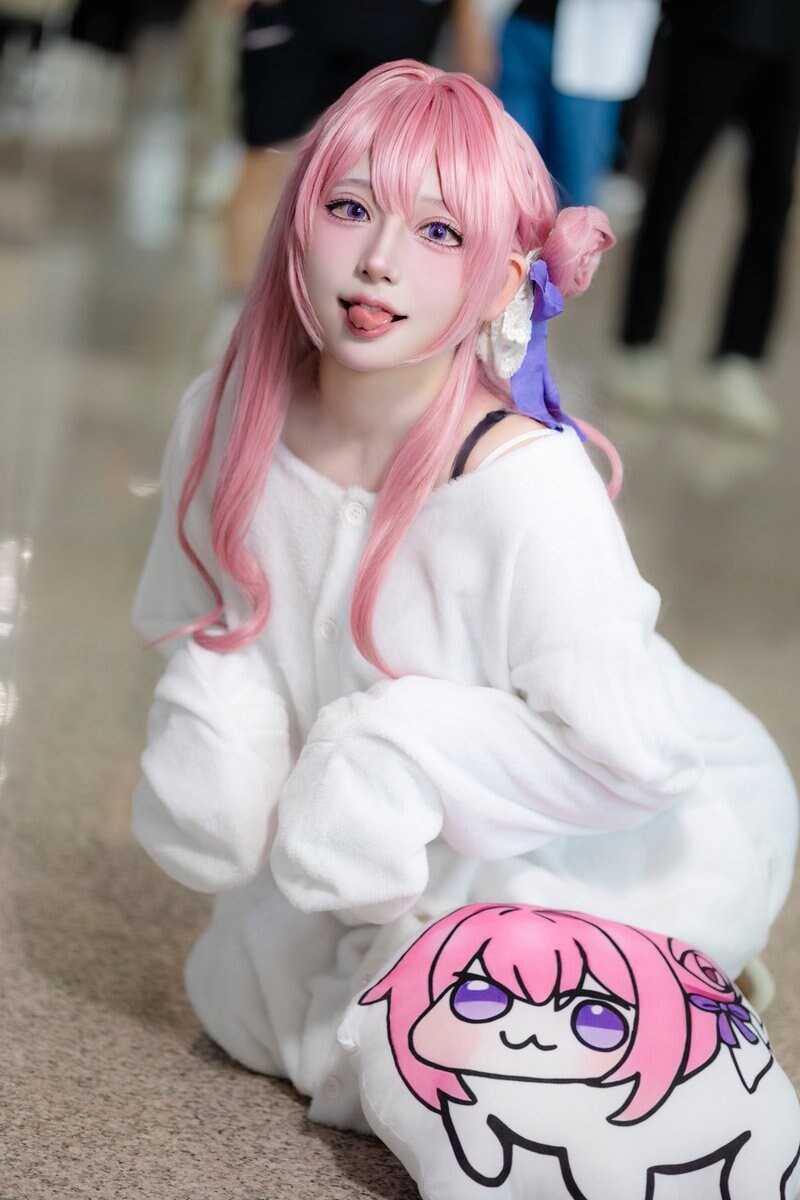 도로롱 코스프레 처자들 모음.jpg_6.jpg