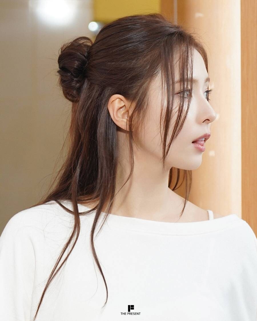 신세경, 비하인드컷도 화보처럼…눈부신 미모_9.jpg