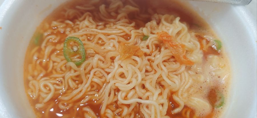 김치사발면, 함박스테이크_2.jpg