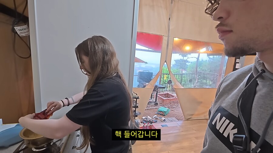 매운거에 자신있다는 프랑스처남에게 "불닭" 먹이기_26.png