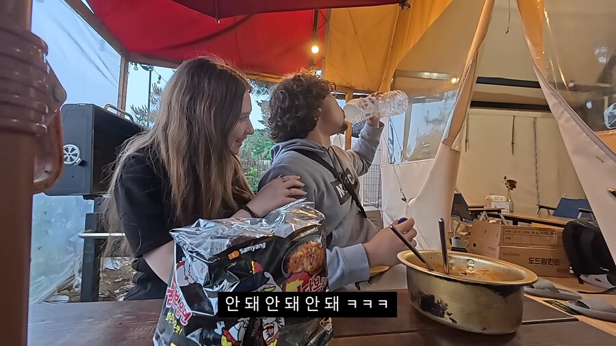 매운거에 자신있다는 프랑스처남에게 "불닭" 먹이기_42.png