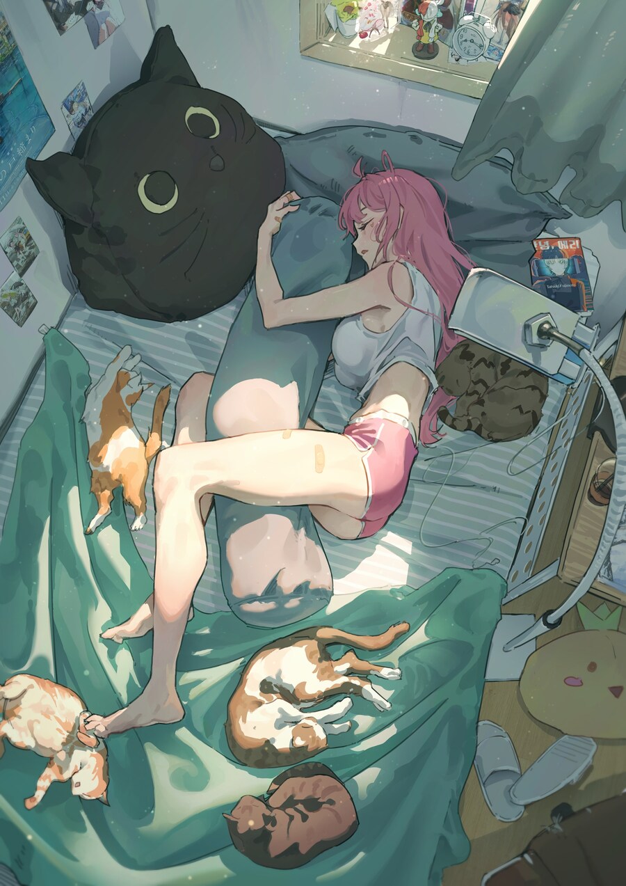 즐겁게 사는 분홍머리 거유 자취녀 Manhwa_1.jpg