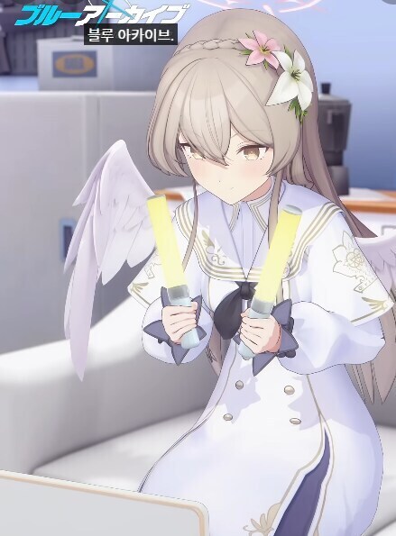 블루아카는 버튜버 같은거지?_1.jpg