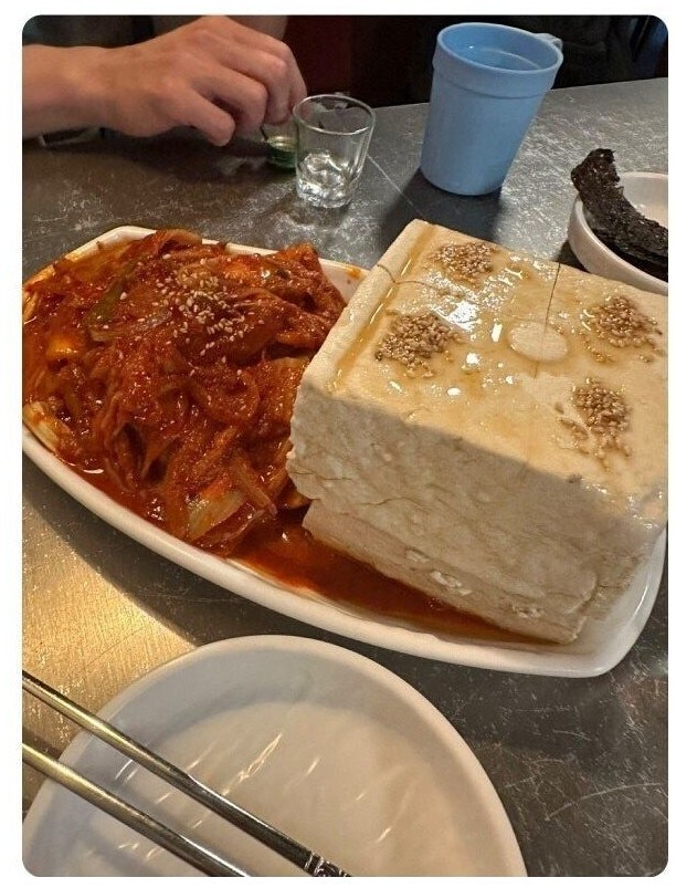 호불호 갈린다는 두부김치_2.jpg