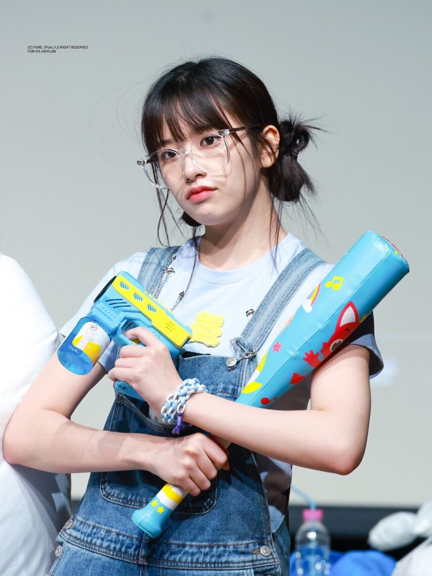 아이브 유진이_2.jpg
