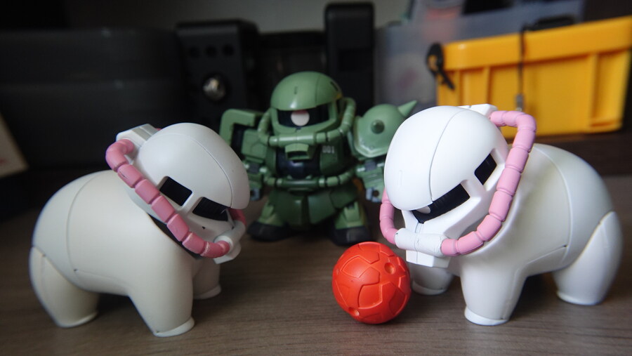 도로롱 자쿠_10.jpg