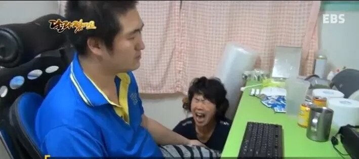너도 좀 나가!! 짤 근황_1.jpg