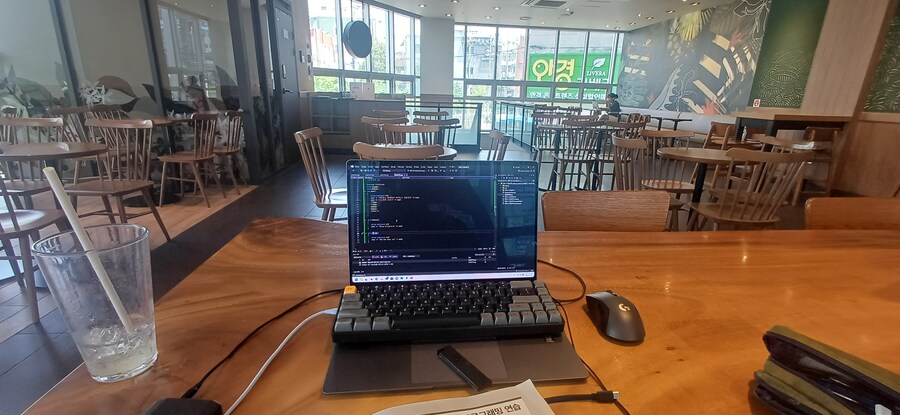 이러니까 ㄹㅇ 개발자 느낌인데_1.jpg